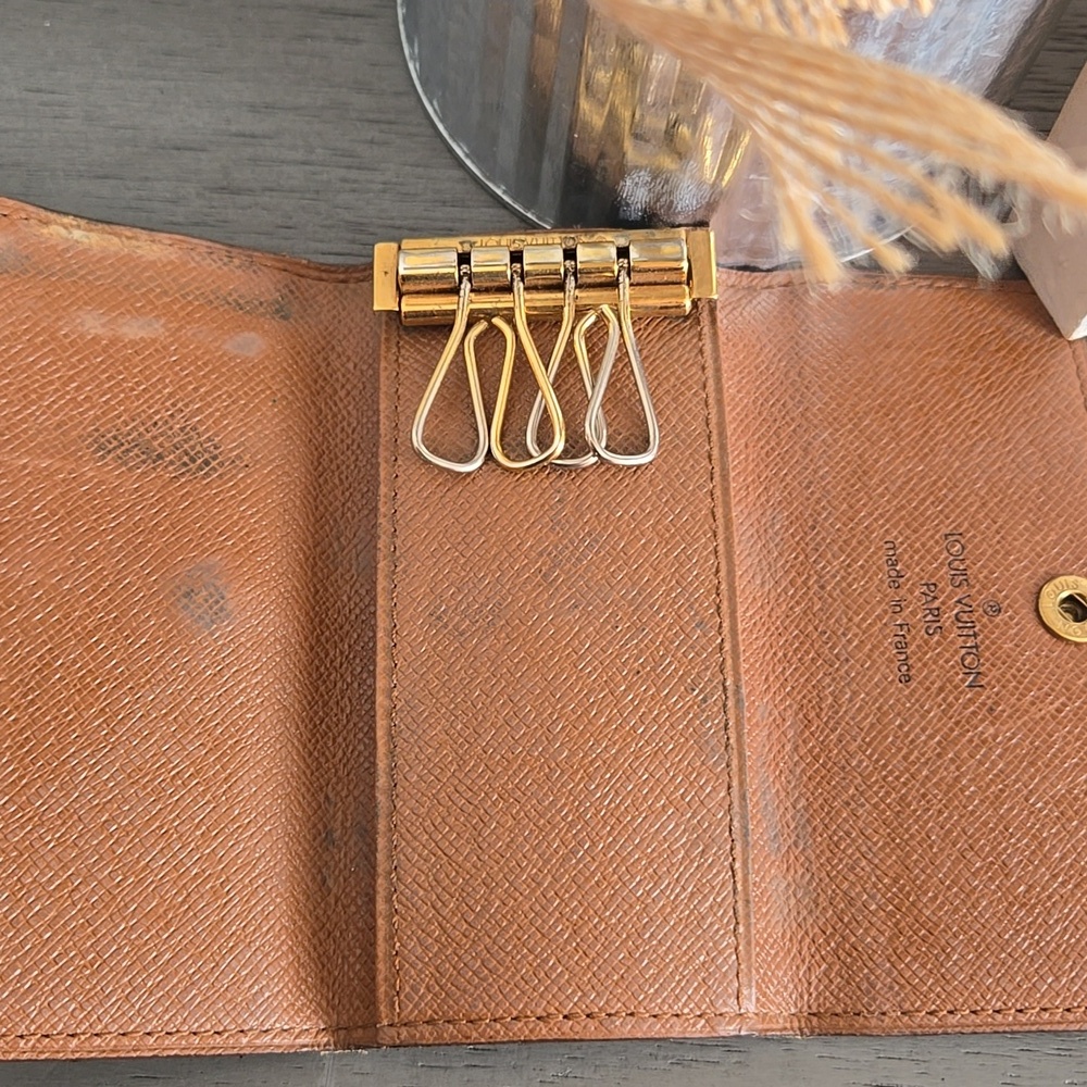Louis Vuitton Dark Brown Monogram 4 Row Keycase - Picture 2 of 7